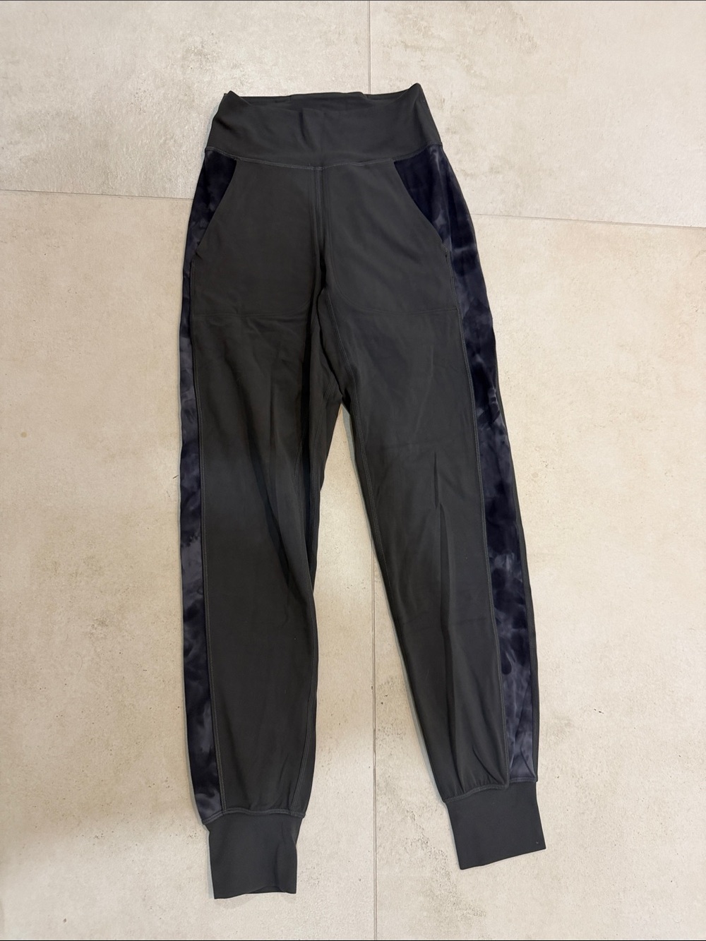 Lululemon Women's Jogger Pants